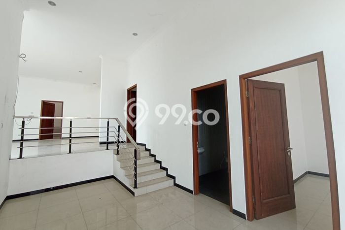 Disewakan segera rumah minimalis lokasi strategis 5 Kamar di Semarang Barat, Semarang Disewakan segera rumah minimalis lokasi strategis 5 Kamar di Semarang Barat, Semarang