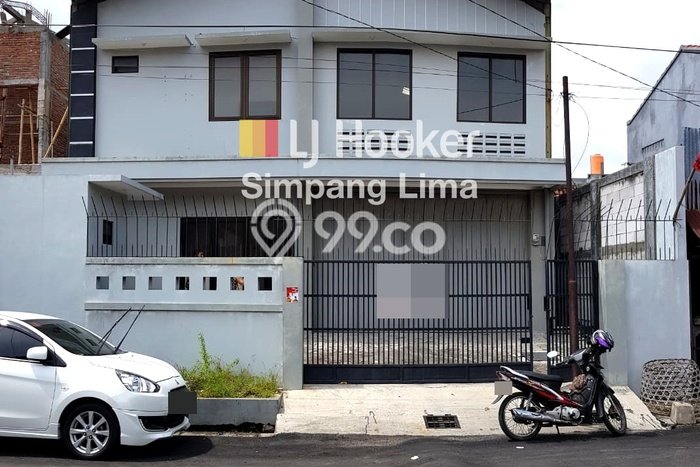 Unit Gudang disewakan di Semarang Tengah Semarang dengan LT 330m2 / LB 300m2 Unit Gudang disewakan di Semarang Tengah Semarang dengan LT 330m2 / LB 300m2