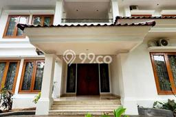 For Sale! Premium House LT 1039m2 Desain Elegan di Mega Kuningan For Sale! Premium House LT 1039m2 Desain Elegan di Mega Kuningan
