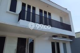 Dijual! Komersial di Surabaya Kota Surabaya LT 198m2 / LB 500m2 Kawasan Bisnis Dijual! Komersial di Surabaya Kota Surabaya LT 198m2 / LB 500m2 Kawasan Bisnis