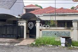 Hunian Mewah LB 200m2 Siap Pakai Desain Elegan di Surabaya Kota, Surabaya Hunian Mewah LB 200m2 Siap Pakai Desain Elegan di Surabaya Kota, Surabaya