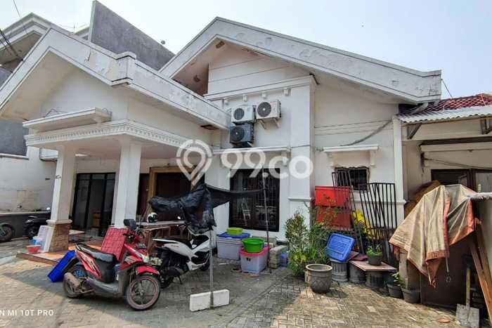 Unit Komersial Dijual di Surabaya LT 1050m2 & LB 800m2 Unit Komersial Dijual di Surabaya LT 1050m2 & LB 800m2