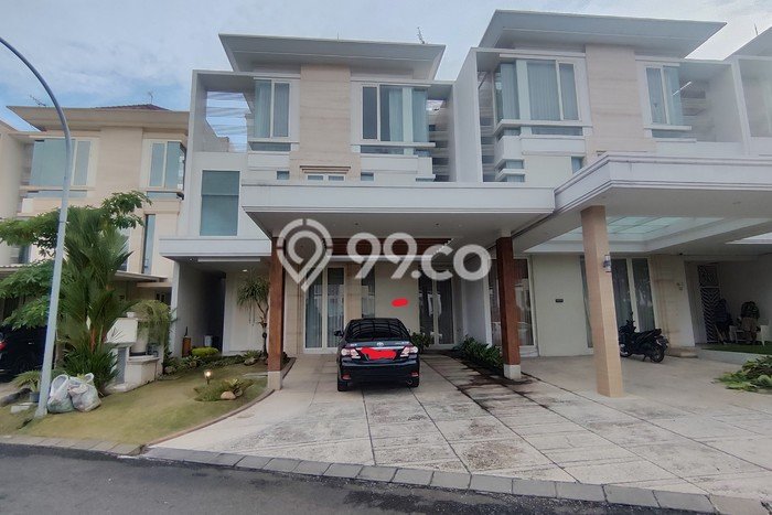 Dijual Rumah Luas Elegan Dengan View Cantik di Surabaya Kota, Surabaya Dijual Rumah Luas Elegan Dengan View Cantik di Surabaya Kota, Surabaya