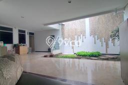 For Sale Rumah Elit Exclusive di Gubeng, Surabaya For Sale Rumah Elit Exclusive di Gubeng, Surabaya