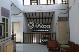 Rumah Kost Dijual di Rungkut, Surabaya, Spesifikasi 8 KT, 4 KM, 140m2 Rumah Kost Dijual di Rungkut, Surabaya, Spesifikasi 8 KT, 4 KM, 140m2