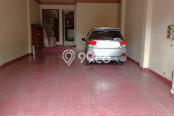 Dijual Rumah Premium dengan Fasilitas Sekitar Komplit di Sukolilo, Surabaya Dijual Rumah Premium dengan Fasilitas Sekitar Komplit di Sukolilo, Surabaya