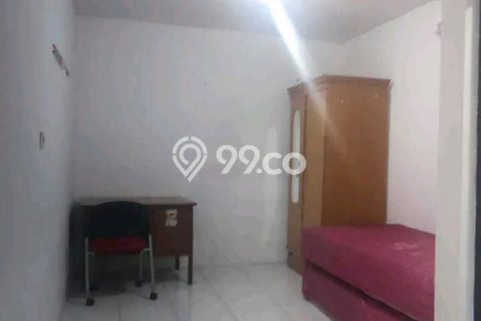 Dijual Kost Strategis di Tenggilis Mejoyo, Surabaya 24 KT, 26 KM, Luas Bangunan 950m2 Dijual Kost Strategis di Tenggilis Mejoyo, Surabaya 24 KT, 26 KM, Luas Bangunan 950m2