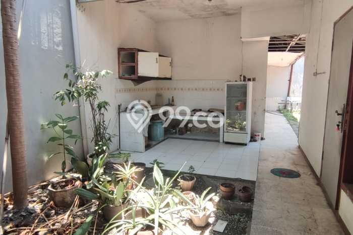 Dijual Rumah Premium dengan Fasilitas Sekitar Lengkap di Gayungan, Surabaya Dijual Rumah Premium dengan Fasilitas Sekitar Lengkap di Gayungan, Surabaya