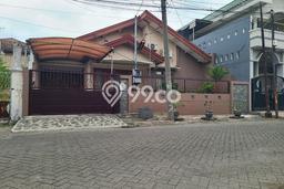 For Sale Hunian Rumah Terawat 4 Kamar di Ngagel, Surabaya For Sale Hunian Rumah Terawat 4 Kamar di Ngagel, Surabaya