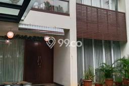 LISTING BARU! Rumah Strategis area Pondok Indah, Luas 335m² Bangunan 325m² LISTING BARU! Rumah Strategis area Pondok Indah, Luas 335m² Bangunan 325m²