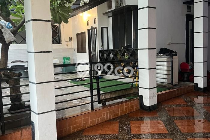 Rumah SUPER MEWAH! area Duta Garden, Jakarta Barat, Luas 197m² Bangunan 197m², BISA KPR Rumah SUPER MEWAH! area Duta Garden, Jakarta Barat, Luas 197m² Bangunan 197m², BISA KPR