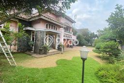 Rumah Bagus kawasan Jati Asih, Bekasi, LT 1230m² LB 300m² HARGA MENARIK! Rumah Bagus kawasan Jati Asih, Bekasi, LT 1230m² LB 300m² HARGA MENARIK!