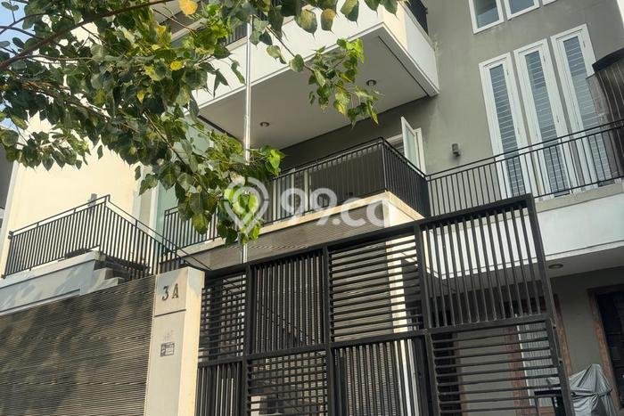 Rumah Luxury Modern Siap Huni di Pantai Indah Kapuk Jakarta Utara Rumah Luxury Modern Siap Huni di Pantai Indah Kapuk Jakarta Utara