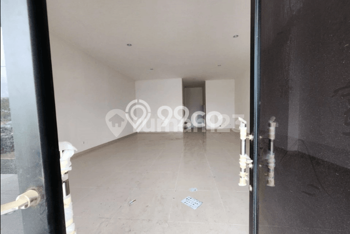 Ruko Dijual di Prime Area Jakarta Utara Luas 360m2 Ruko Dijual di Prime Area Jakarta Utara Luas 360m2