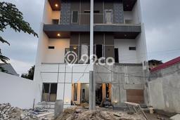 Dijual Rumah Eksklusif 3 KT di Meruya, Jakarta Barat Dijual Rumah Eksklusif 3 KT di Meruya, Jakarta Barat