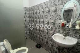Rumah 3 Kamar Dekat dengan Fasilitas Umum, Jakarta Barat - Lokasi Premium Rumah 3 Kamar Dekat dengan Fasilitas Umum, Jakarta Barat - Lokasi Premium