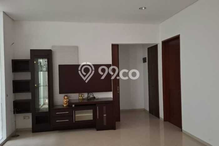 Disewakan segera rumah minimalis strategis 6 Kamar di Pluit, Jakarta Utara Disewakan segera rumah minimalis strategis 6 Kamar di Pluit, Jakarta Utara