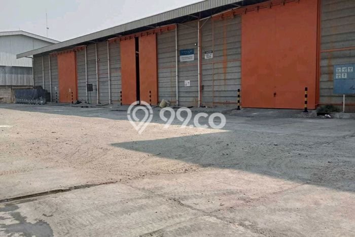 Gudang Dijual di Prime Area Jakarta Utara Luas 2750m2 Gudang Dijual di Prime Area Jakarta Utara Luas 2750m2