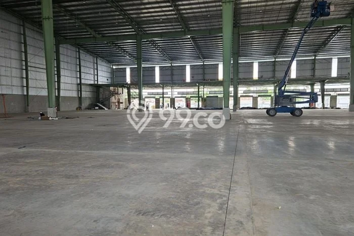 FOR RENT! Gudang di Daan Mogot Cocok untuk Bisnis 1600m2 FOR RENT! Gudang di Daan Mogot Cocok untuk Bisnis 1600m2