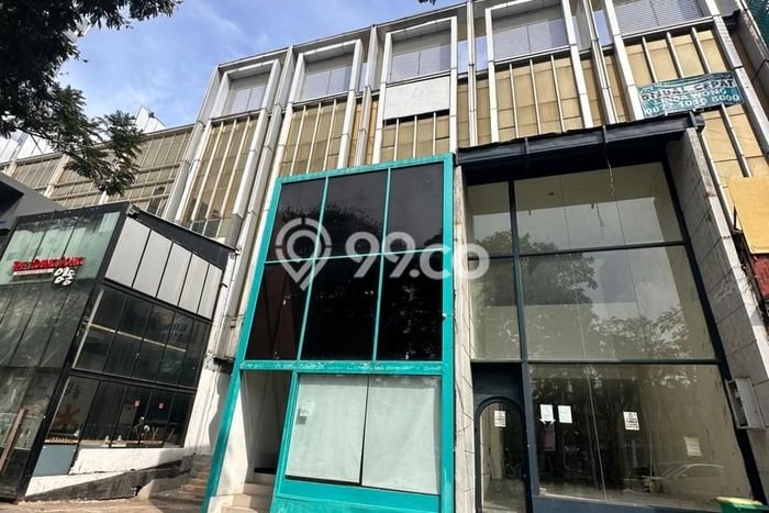 Ruko Dijual di Prime Area Jakarta Utara Luas 350m2 Ruko Dijual di Prime Area Jakarta Utara Luas 350m2