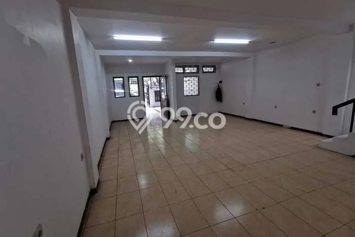 Rumah Elit Modern Tanpa Renovasi di Pluit Jakarta Utara Rumah Elit Modern Tanpa Renovasi di Pluit Jakarta Utara