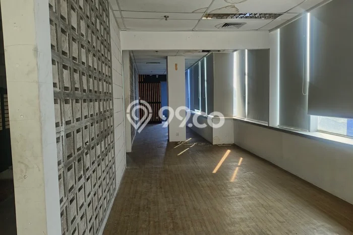 Unit Kantor Tersedia di Kemang Spesifikasi LB 2000m2 Unit Kantor Tersedia di Kemang Spesifikasi LB 2000m2