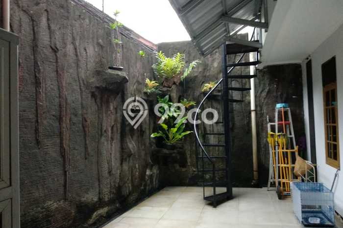 For Sale Rumah Mewah Exclusive di Astanaanyar, Bandung For Sale Rumah Mewah Exclusive di Astanaanyar, Bandung