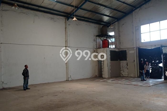 Gudang Bagus Dijual LB 218m2 Lokasi Strategis Bandung Area Cocok untuk Bisnis Gudang Bagus Dijual LB 218m2 Lokasi Strategis Bandung Area Cocok untuk Bisnis