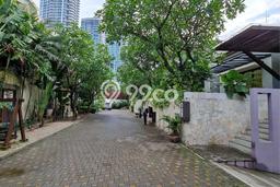 Hunian Elit LB 421m2 Siap Pakai Desain Elegan di Kemang, Jakarta Selatan Hunian Elit LB 421m2 Siap Pakai Desain Elegan di Kemang, Jakarta Selatan