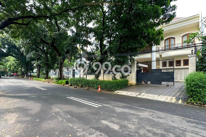 Dijual Rumah Mewah Elegan Dengan View Eksklusif di Pondok Indah, Jakarta Selatan Dijual Rumah Mewah Elegan Dengan View Eksklusif di Pondok Indah, Jakarta Selatan