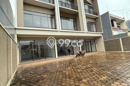 Unit Ruko Dijual di Jatinegara Jakarta Timur 900m2 Unit Ruko Dijual di Jatinegara Jakarta Timur 900m2
