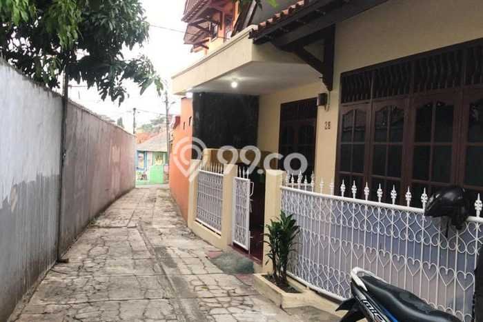 Jual Rumah Eksklusif 4 KT di Bambu Apus, Jakarta Timur Jual Rumah Eksklusif 4 KT di Bambu Apus, Jakarta Timur