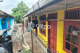 For Sale Rumah 7 Kamar Lokasi Ideal Bagus dan Strategis di Tapos For Sale Rumah 7 Kamar Lokasi Ideal Bagus dan Strategis di Tapos
