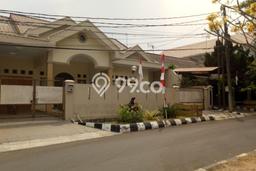 Rumah Mewah Akses Mudah di Jakarta Timur Rumah Mewah Akses Mudah di Jakarta Timur