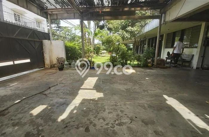 Siap Huni Rumah Mewah 6 Kamar di Kebayoran Lama Dekat ke Mana Pun Siap Huni Rumah Mewah 6 Kamar di Kebayoran Lama Dekat ke Mana Pun