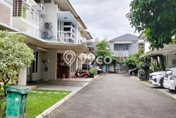 Disewakan! Rumah 5 Kamar Tidur &
4 Kamar Mandi di Kebagusan, Jakarta Selatan Disewakan! Rumah 5 Kamar Tidur &
4 Kamar Mandi di Kebagusan, Jakarta Selatan