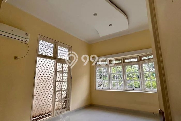 Rumah Kontrakan Jakarta Selatan LT 235m2 LB 200m2 Area Tanjung Barat Rumah Kontrakan Jakarta Selatan LT 235m2 LB 200m2 Area Tanjung Barat