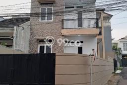 Rumah Bagus Siap Pakai Di Jagakarsa Luas 110m2 Aman Rumah Bagus Siap Pakai Di Jagakarsa Luas 110m2 Aman