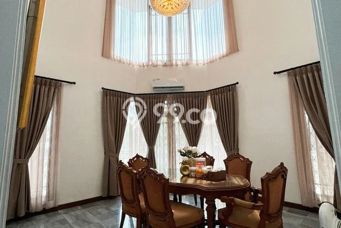 Jarang Ada! Rumah Sewa 5 Kamar Bagus Siap Huni Pejaten Jarang Ada! Rumah Sewa 5 Kamar Bagus Siap Huni Pejaten