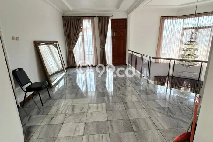 Jarang Ada! Rumah Sewa 5 Kamar Bagus Siap Huni Pejaten Jarang Ada! Rumah Sewa 5 Kamar Bagus Siap Huni Pejaten