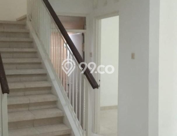 Lokasi terbaik! Rumah siap pakai disewakan di Kenjeran LB 144m2 Lokasi terbaik! Rumah siap pakai disewakan di Kenjeran LB 144m2