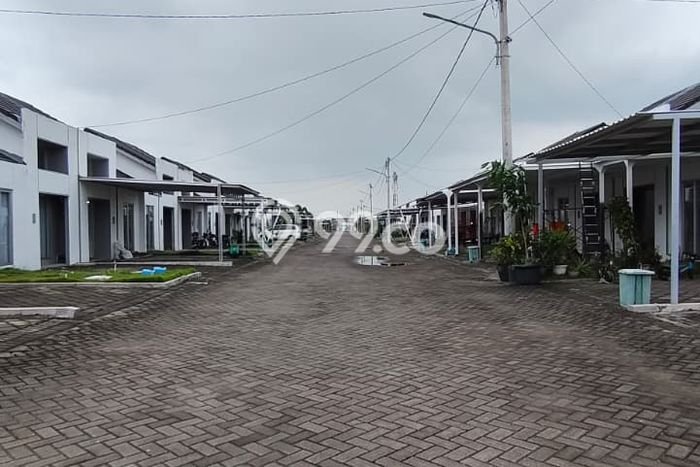 Jual Rumah Harga Miring Sedati Punya 2 KT & LT 75m2 Jual Rumah Harga Miring Sedati Punya 2 KT & LT 75m2