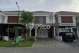 Best Deal Hunian Mewah Ideal dan Luas di Wiyung, Surabaya Best Deal Hunian Mewah Ideal dan Luas di Wiyung, Surabaya