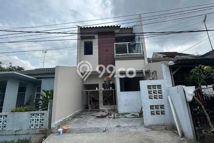 For Sale Rumah 3 Kamar Lokasi Strategis Bagus dan Strategis di Ciputat For Sale Rumah 3 Kamar Lokasi Strategis Bagus dan Strategis di Ciputat
