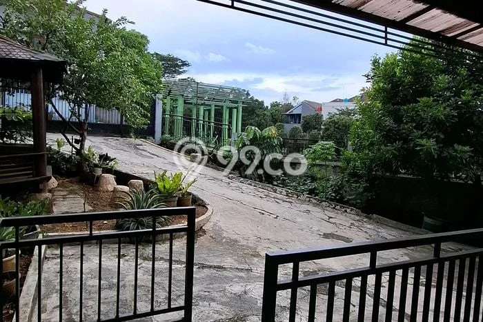 Hunian Elit LB 250m2 Siap Huni Desain Elegan di Taman Mini, Jakarta Timur Hunian Elit LB 250m2 Siap Huni Desain Elegan di Taman Mini, Jakarta Timur
