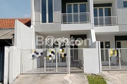 Rumah Modern 3 Kamar LT 86m2 di Jemursari Rumah Modern 3 Kamar LT 86m2 di Jemursari