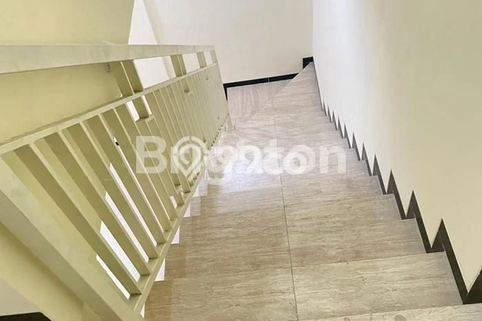 Ruko Bagus Dijual di Medokan Ayu Surabaya Lokasi Strategis Cocok untuk Kembangkan Bisnis Ruko Bagus Dijual di Medokan Ayu Surabaya Lokasi Strategis Cocok untuk Kembangkan Bisnis