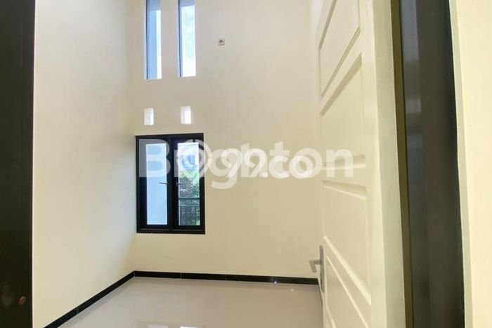 Ruko Bagus Dijual di Medokan Ayu Surabaya Lokasi Strategis Cocok untuk Kembangkan Bisnis Ruko Bagus Dijual di Medokan Ayu Surabaya Lokasi Strategis Cocok untuk Kembangkan Bisnis