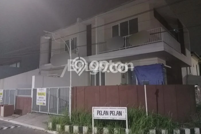 Dijual Rumah 4 Kamar Lokasi Ideal Nyaman dan Strategis di Waru Dijual Rumah 4 Kamar Lokasi Ideal Nyaman dan Strategis di Waru