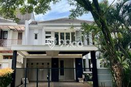 Jual Rumah Luas Elegan Dengan View Cantik di BSD, Tangerang Jual Rumah Luas Elegan Dengan View Cantik di BSD, Tangerang